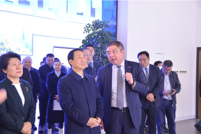 奋进新征程丨湖南省委书记许达哲一行莅临qy球友会环境长沙基地调研考察